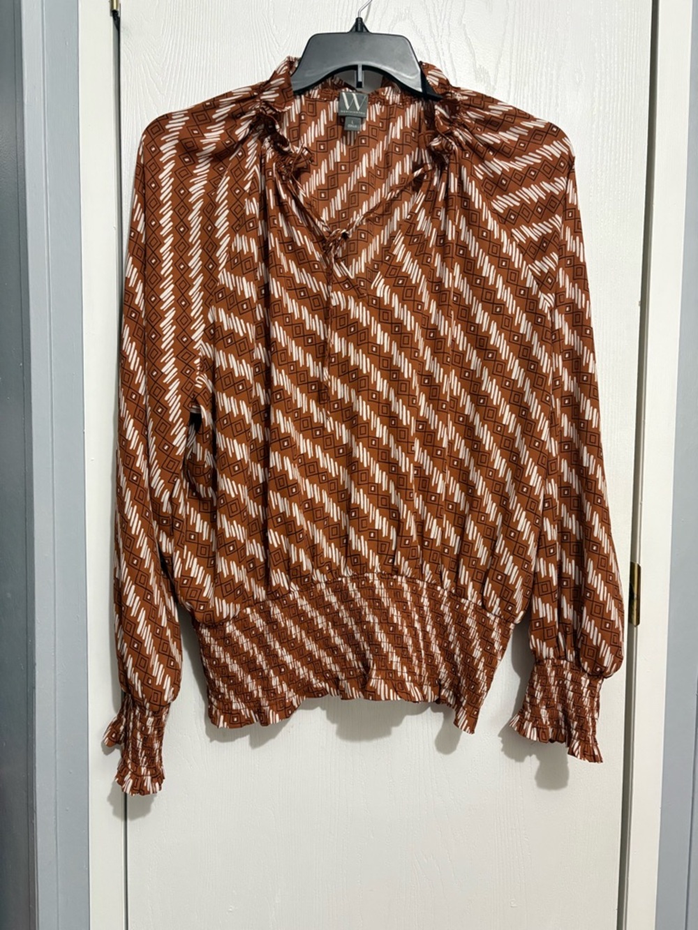 NEW Worthington Geo-Print Long Sleeve Blouse Large